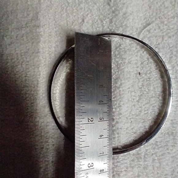 Silvertone bangle bracelet says trust in the Lord with all your heart christian - Picture 3 of 3